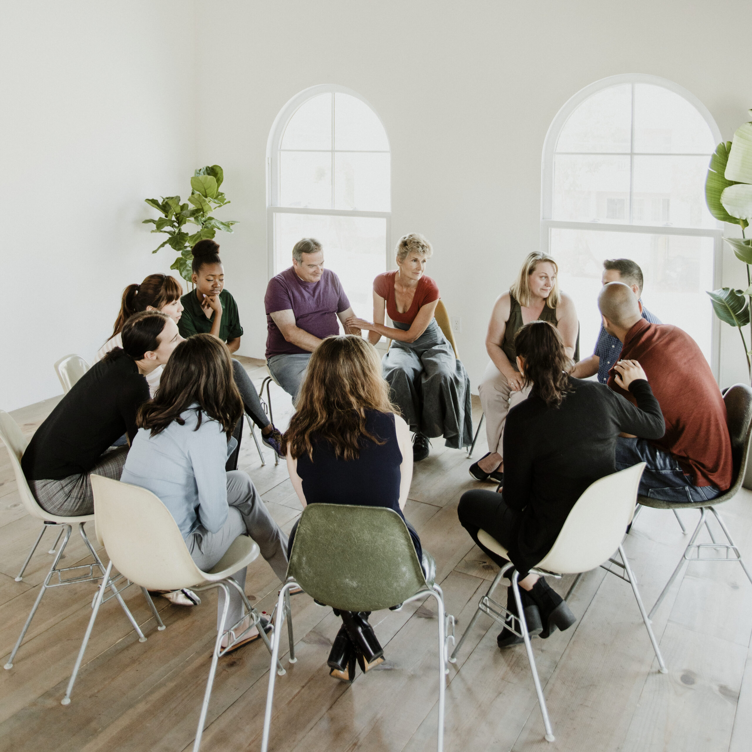 In-person IOP group therapy session at an intensive outpatient treatment facility